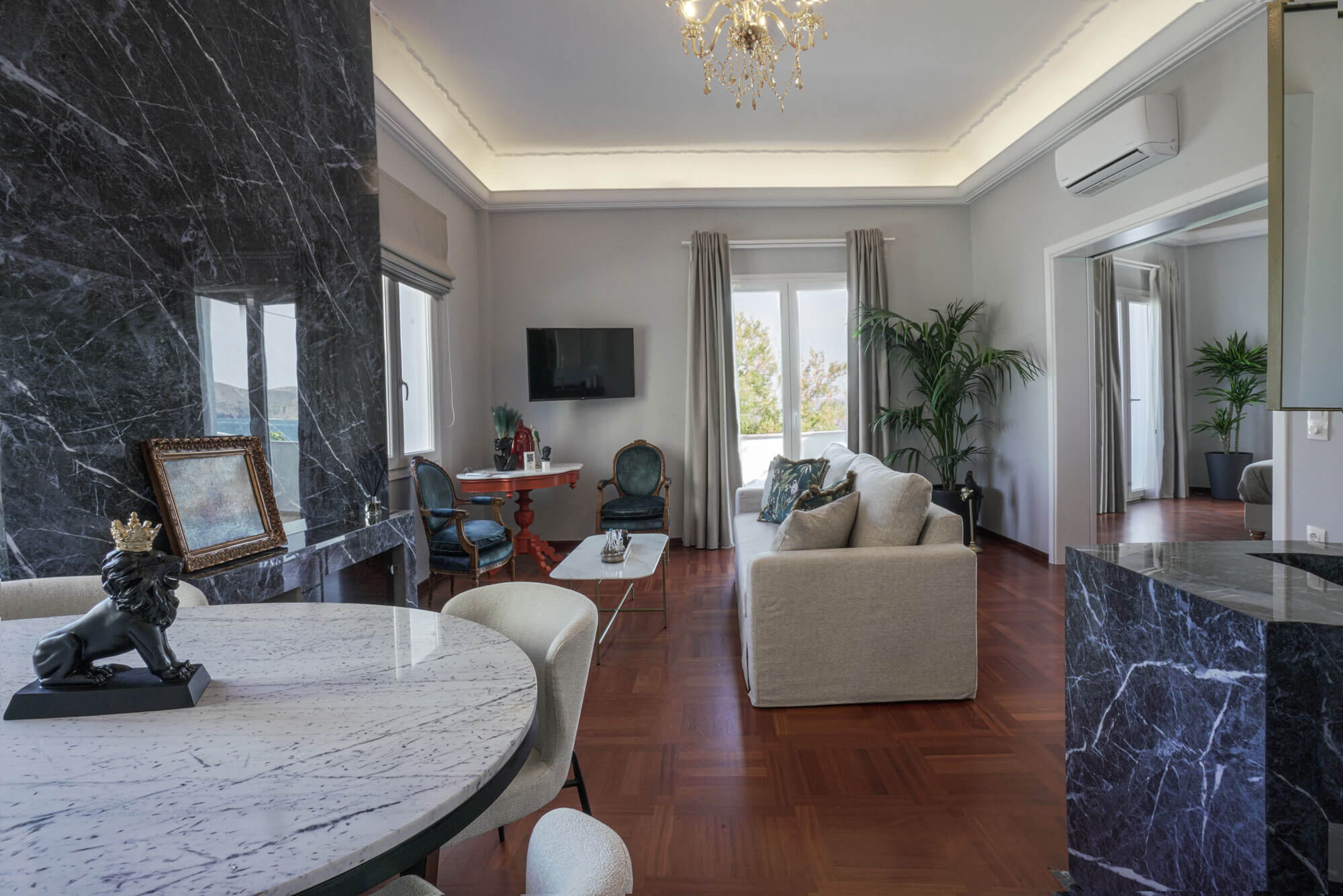 Athina Suite