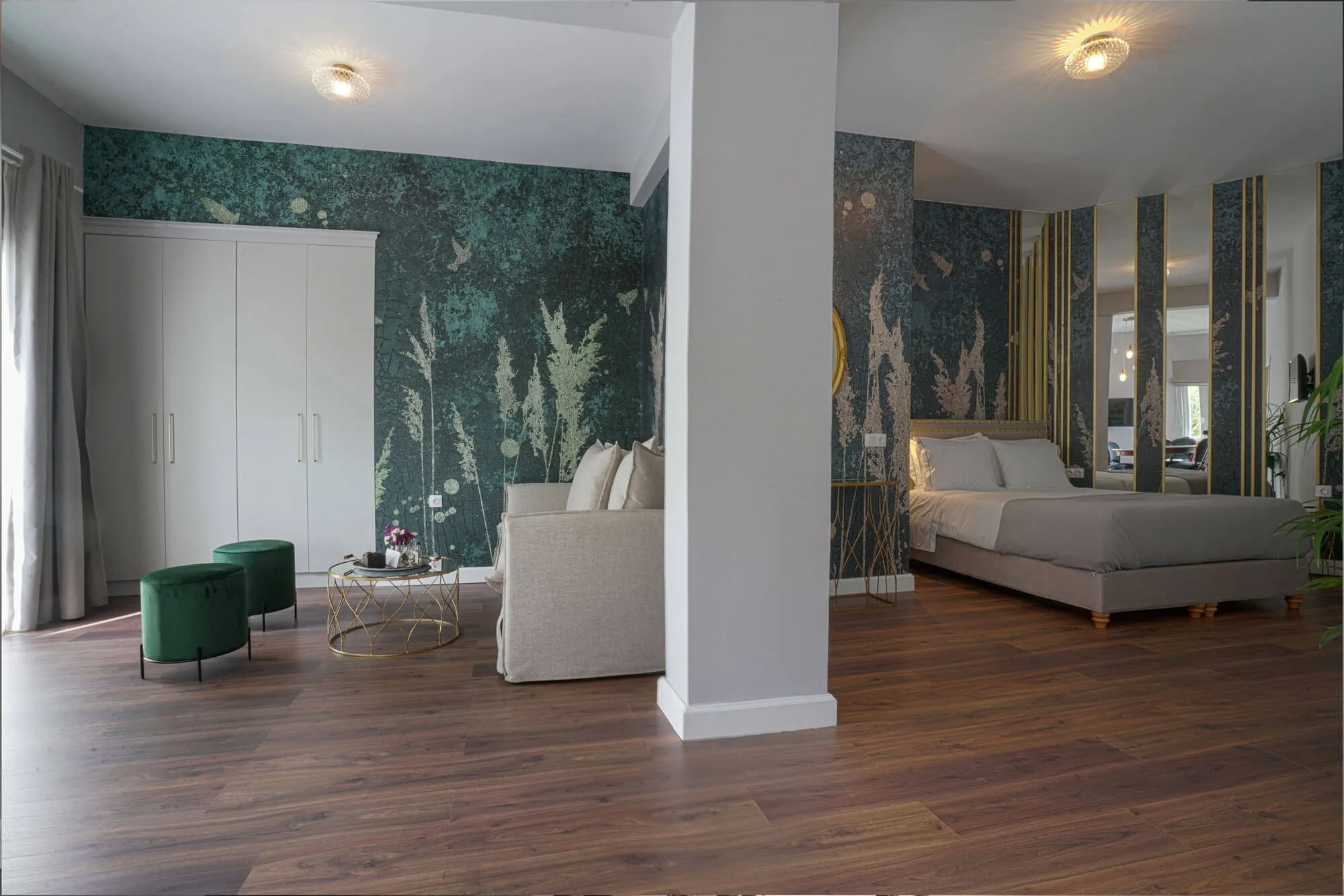 Pandora Suite Syros