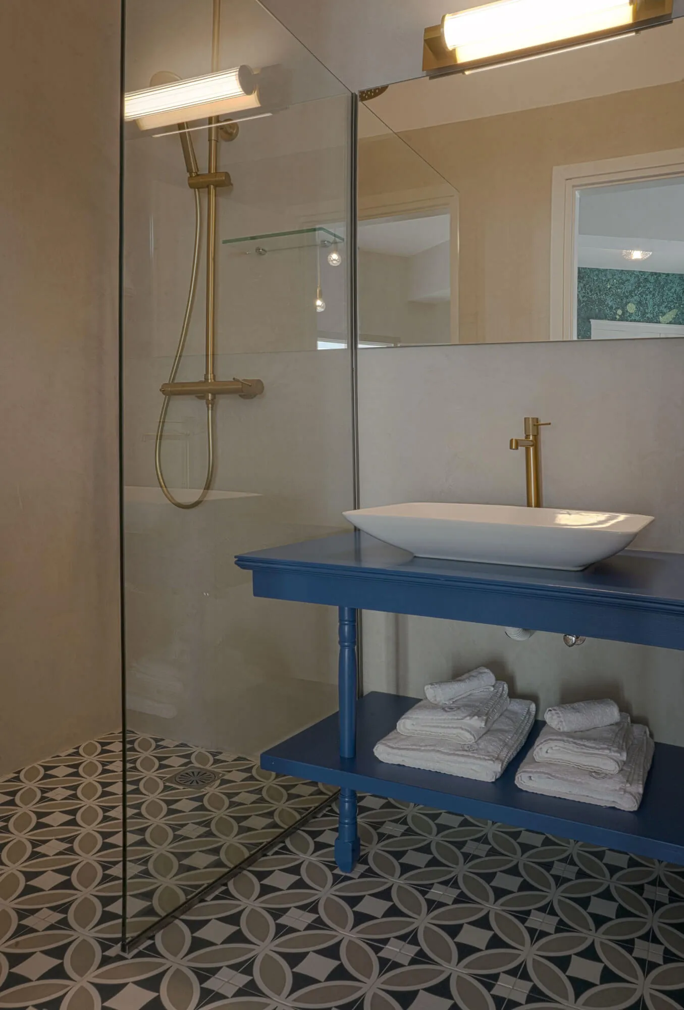 Pandora Suite Syros